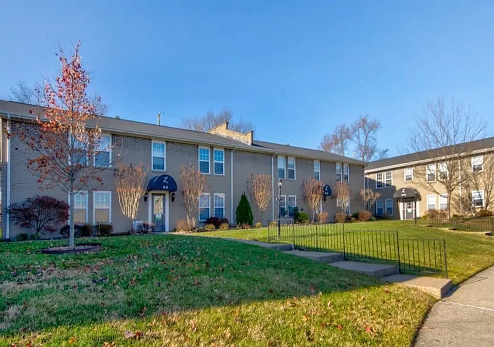 Locust Grove Apartments