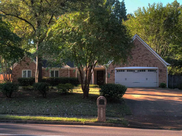 8225 Walnut Grove Rd, Cordova, TN 38018