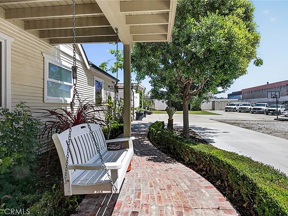 4th image of 17066 Palmdale Ln