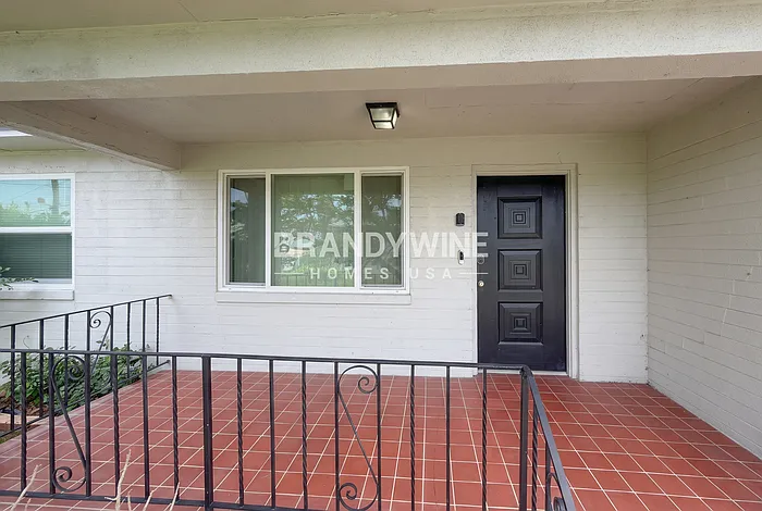 130 Flamingo Ave — Photo 3