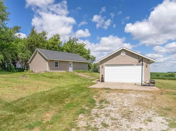 1053 67th St, Keystone, IA 52225