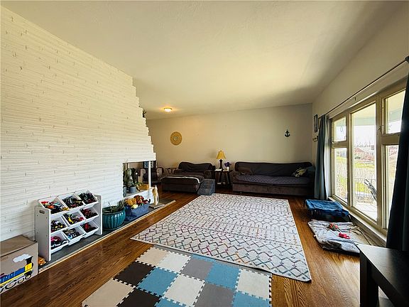 2nd image of 1259 Arrowood Dr