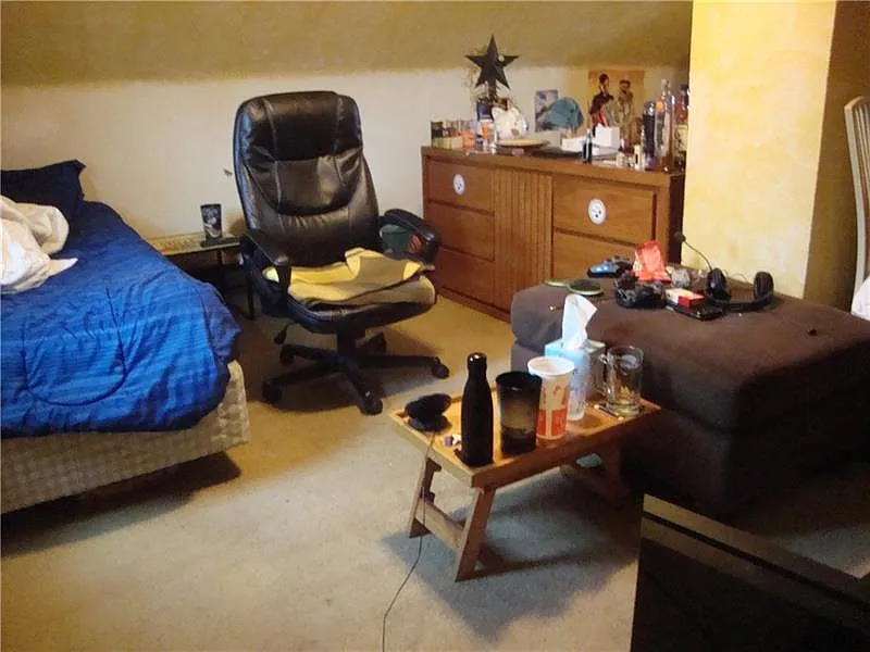 Thumbnail 10