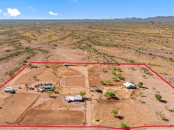 33639 W CAREFREE Highway, Wickenburg, AZ 85390