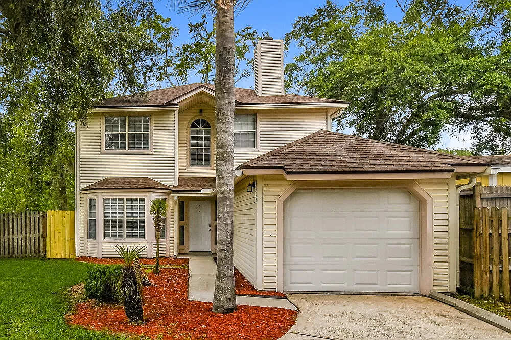 4 bed, 2.5 bath, 1684 sqft, $1,950 — Photo 1