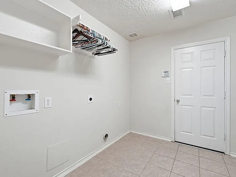13407 Barton Meadow Ln — Photo 18