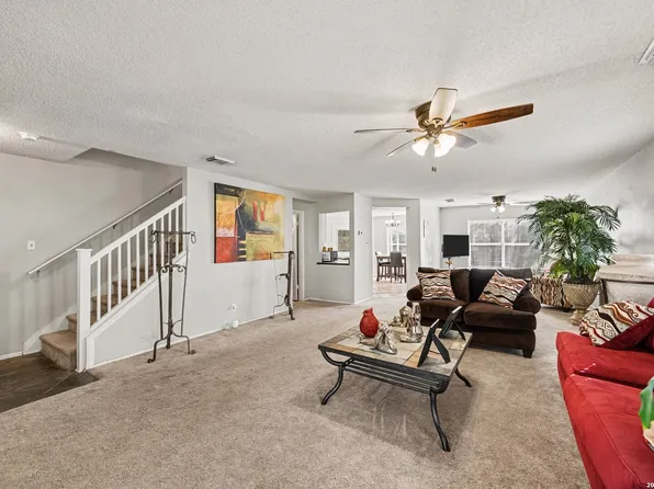4926 LAKEBEND EAST DR, San Antonio, TX 78244