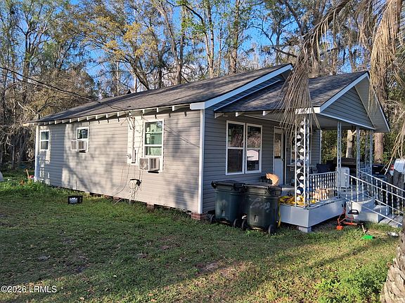 2nd image of 231 Captain Bill Rd