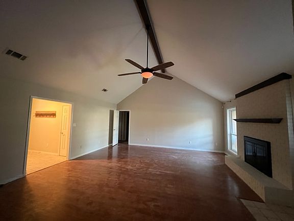 5th image of 114 Sherwood Dr