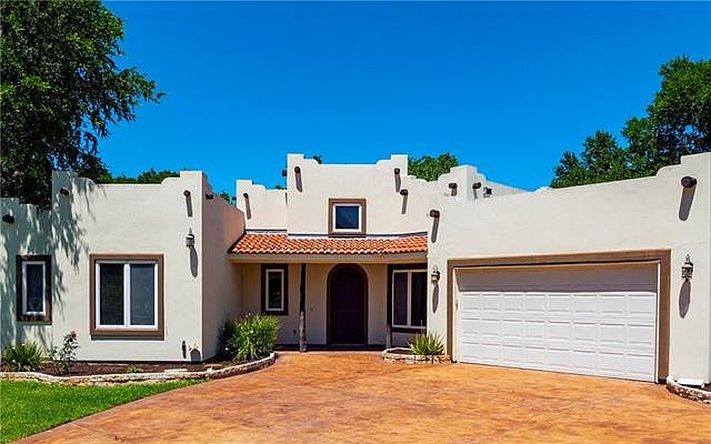 1st image of 138 La Paz Pl