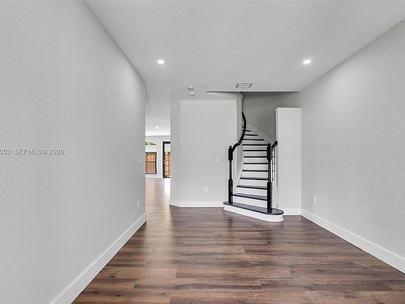 4th image of 10276 NW 30th Ter