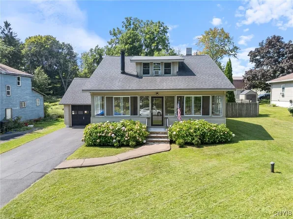 5504 Kathan Rd, Brewerton, NY 13029