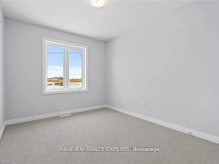 4855 Pettit Ave — Photo 15