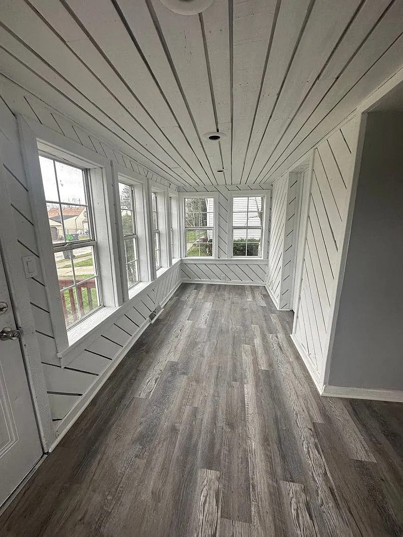 3bd Single Garfield Section 8 *All Utilities Included* *Street Parking* — Photo 2