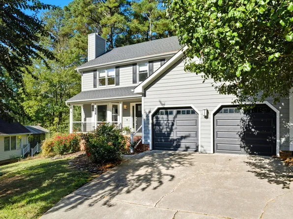 112 Wood Hollow Dr, Cary, NC 27513