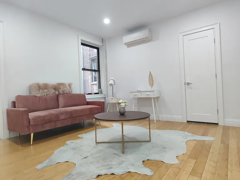 595 Metropolitan Ave #D3 — Photo 2