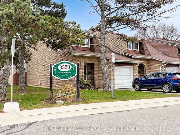 2nd image of 3350 Hornbeam Cres #9
