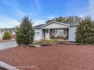 5 Jericho Rd, Toms River, NJ 08757