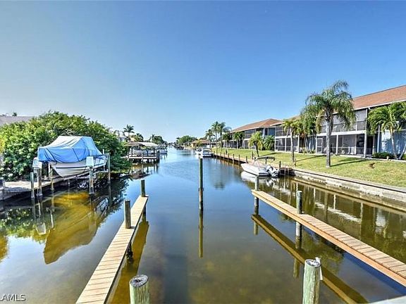 3rd image of 808 Cape Coral Pkwy W APT 101