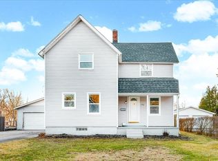 778 E 4th St, Galesburg, IL 61401