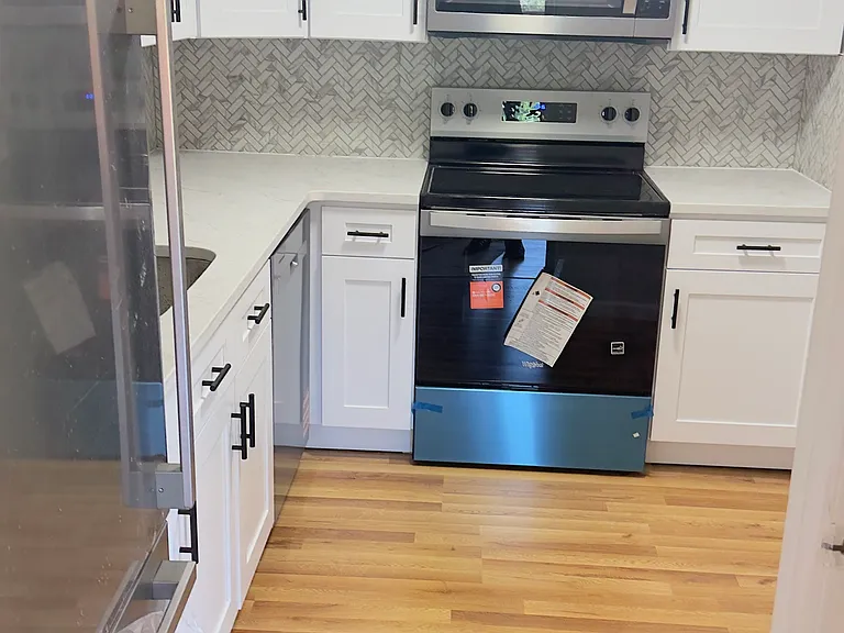 31 Sharon Ln #31 — Photo 6