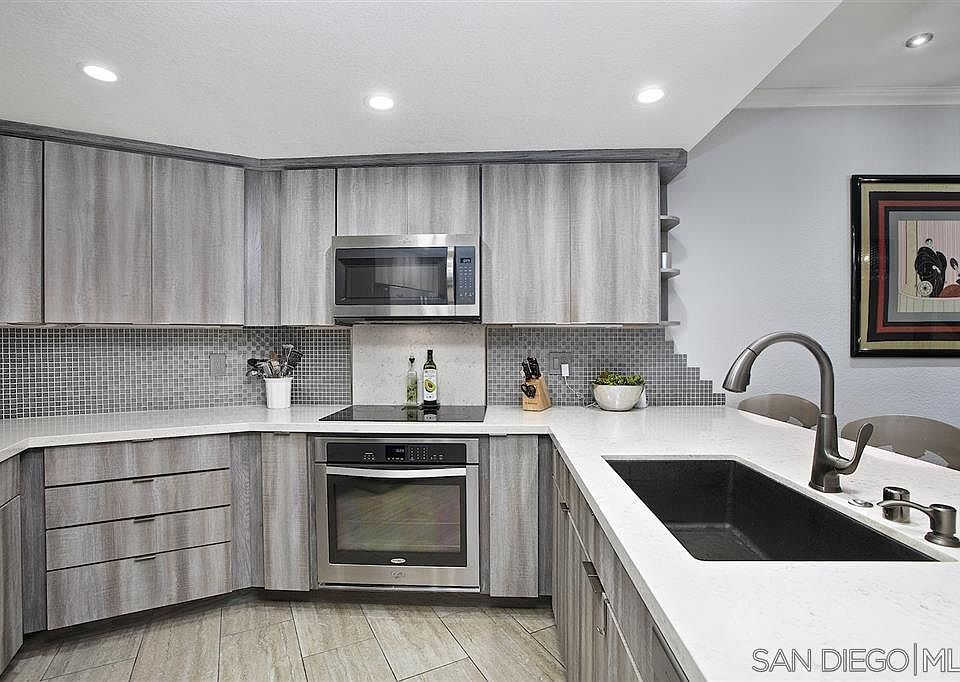 2nd image of 3405 Florida St Unit 204