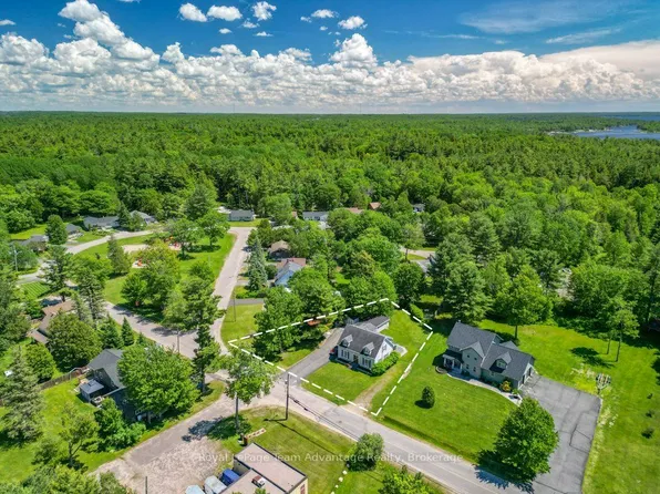 1 Glenrock Rd, McDougall, ON P0G 1G0