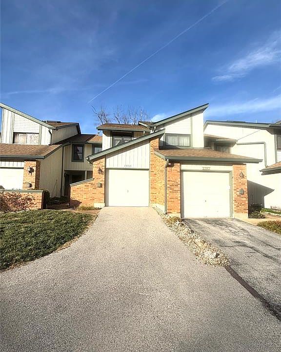 1st image of 2041 Falling Brook Dr