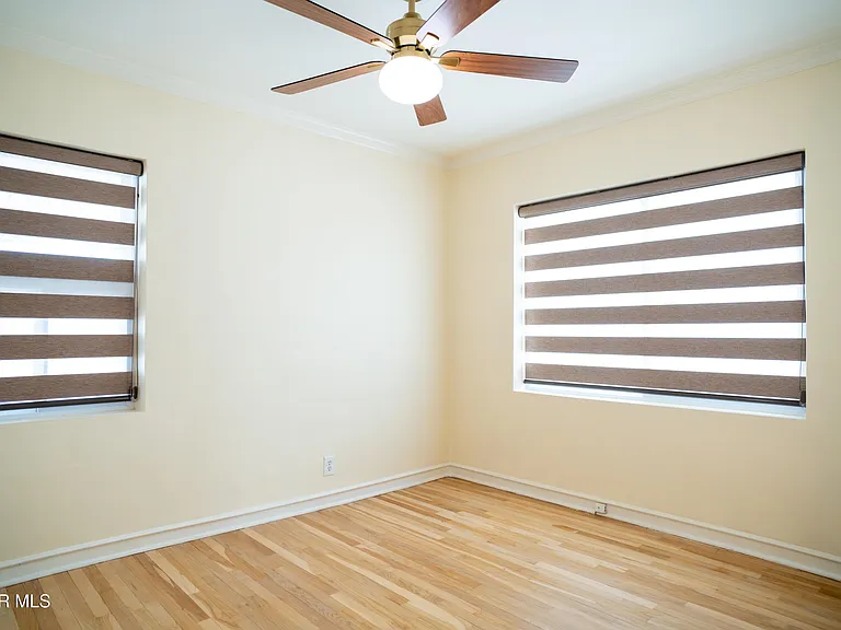 1211 Mesita Dr — Photo 32