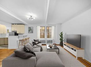 25 E 67th St APT 7E, New York, NY 10065