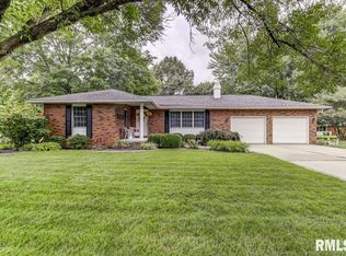 13913 Linn Dr, Athens, IL 62613