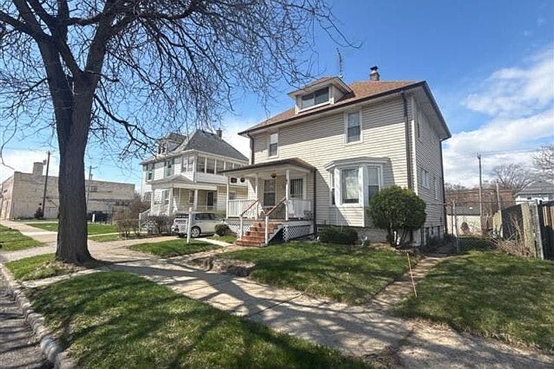 1st image of 41 Ferris St