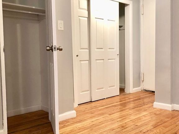 4th image of 222 E 17th St APT 3D