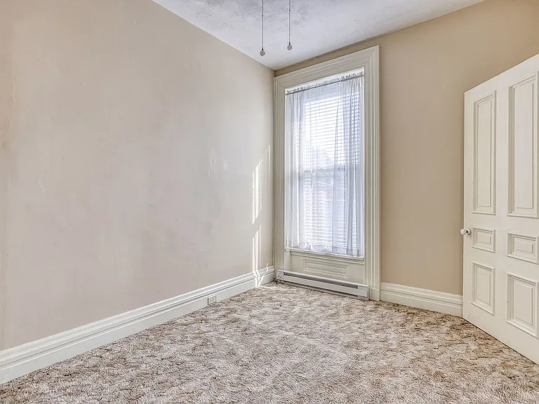 213-217 S Union St — Photo 14