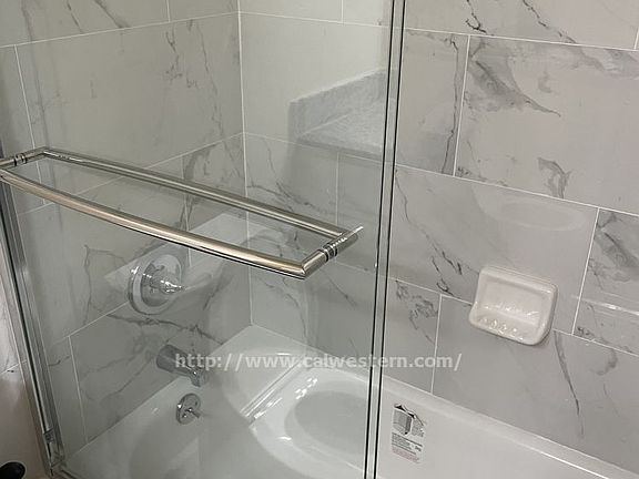 2nd image of 139 Hawthorne Ave APT C
