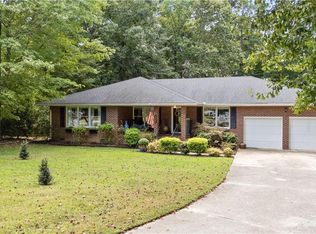 307 Shore Dr, Suffolk, VA 23434