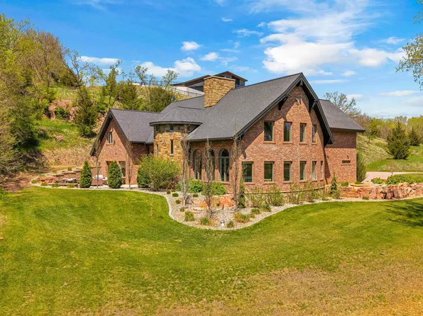 9000 E 41st St, Sioux Falls, SD 57110