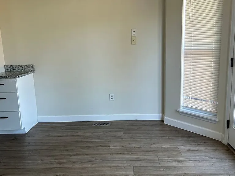 2845 Smokehouse Way — Photo 5