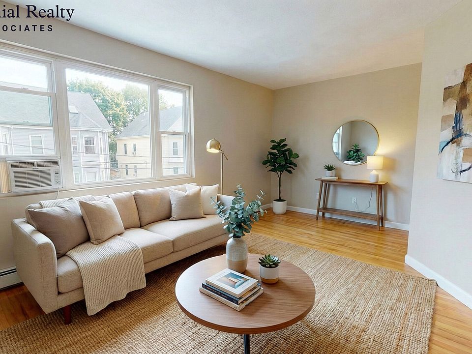 1st image of 19 Highgate St #1