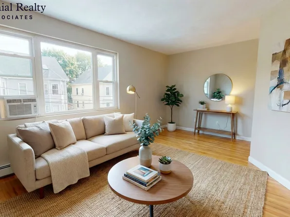 19 Highgate St #1, Allston, MA 02134