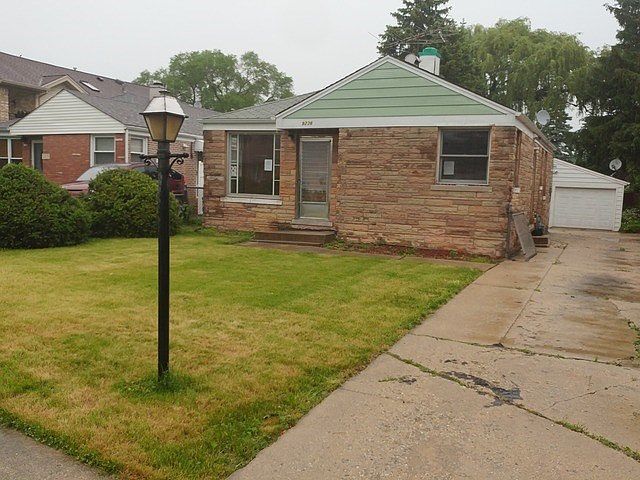 1st image of 9236 Crescent Dr