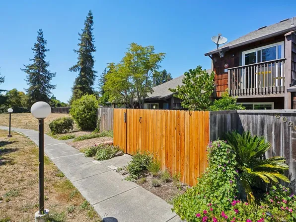 8016 Sunflower Drive, Cotati, CA 94931