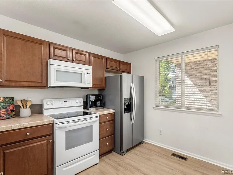 500 W 114th Pl — Photo 18