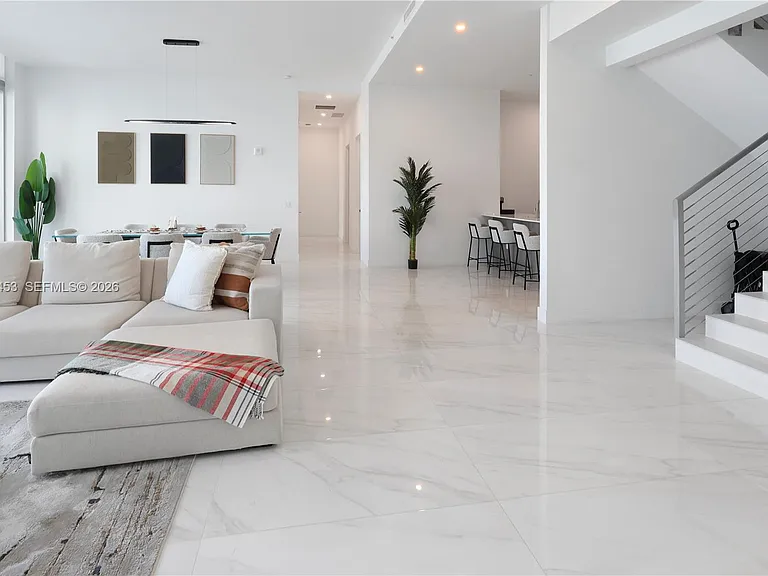 17550 Collins Ave #Penthouse 2 — Photo 7