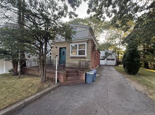 145-18 232nd St, Jamaica, NY 11413