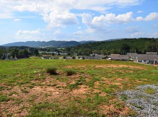 1109 Case View Rd, Dandridge, TN 37725