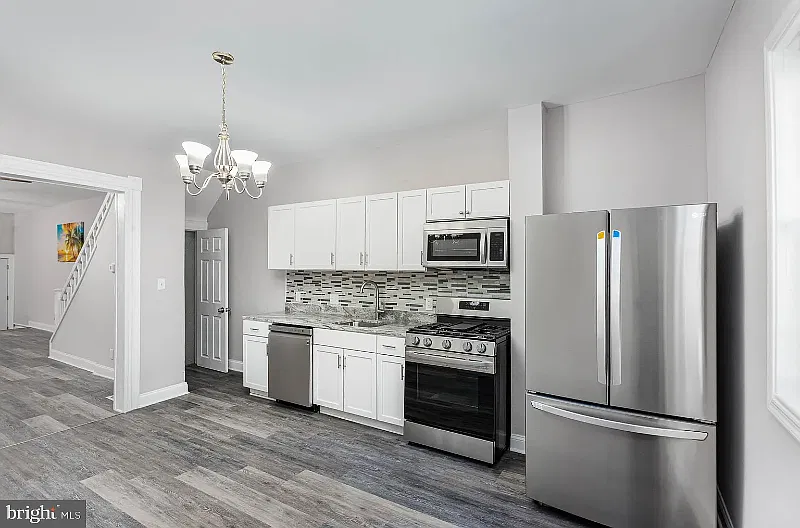 428 N Lakewood Ave #1