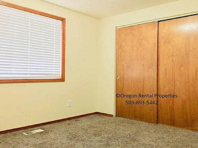 8108 SE Knight St #1 — Photo 5