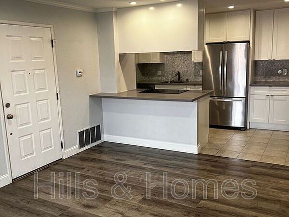 4th image of 8201 Camino Colegio Dr #25
