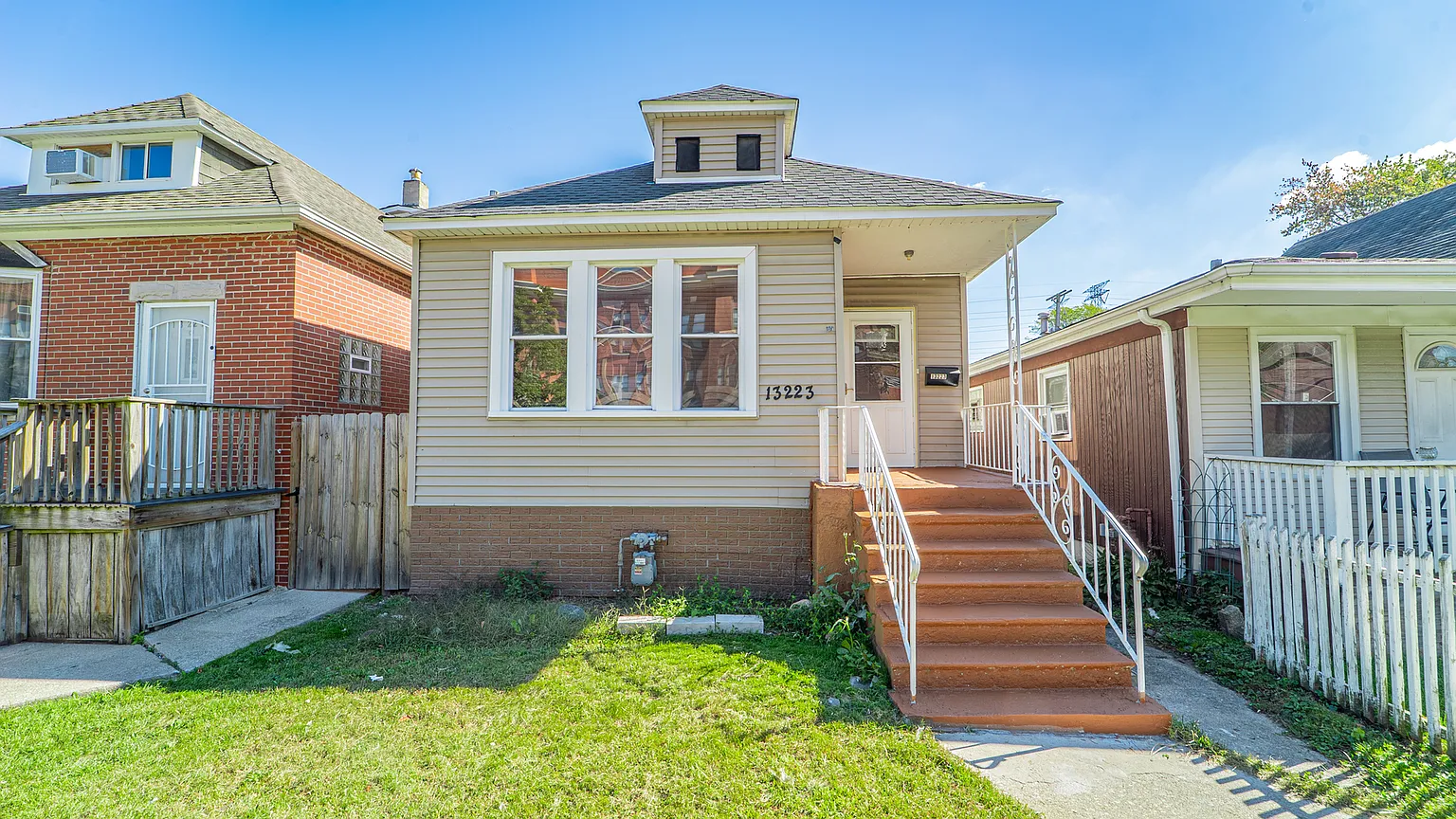 13223 S Buffalo Ave photo 1